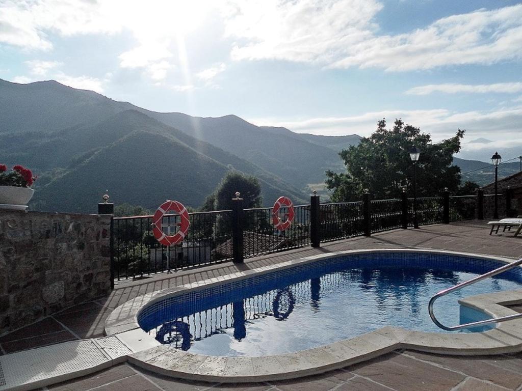 Posada Valle Del Oso Lerones Buitenkant foto